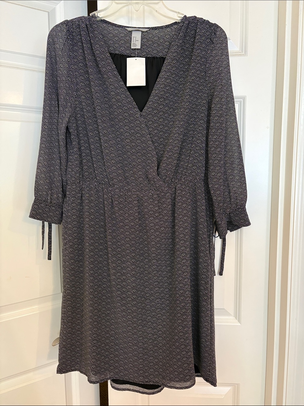 H&M Charcoal Printed V-Neck Long Sleeve Dress